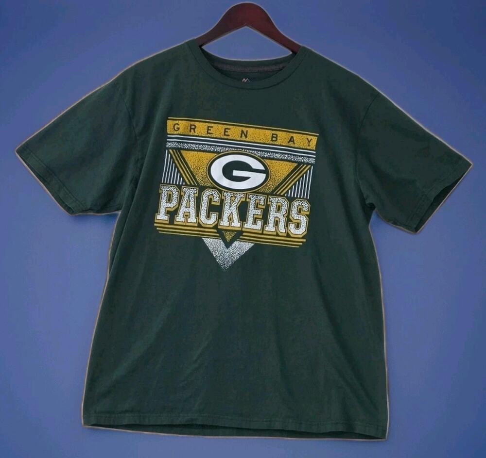 Green Bay Packers Football Majestic Men’s XL T-Shirt Triple Peak Ring Soft Spun